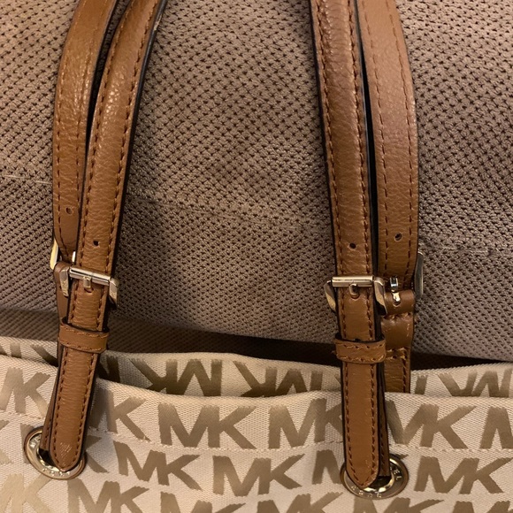 MICHAEL KORS Tote - Picture 4 of 11